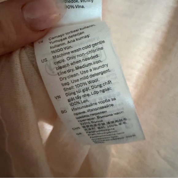 COS Off-White 100% merino wool crew neck - Picture 7 of 7